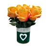 Welurowy flowerbox butelkowa zieleń z bukietem róż